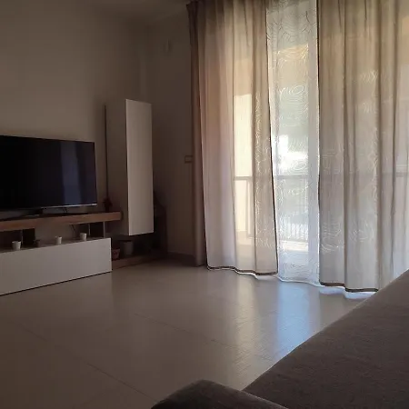 Casa *