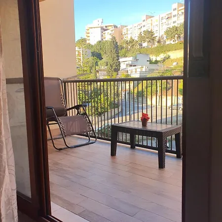 Casa * Μεσίνα